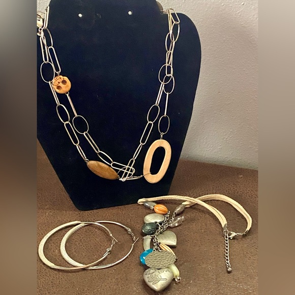 American Eagle Boho Chic Necklace & Earring Set - Picture 2 of 15